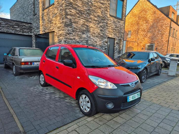 Hyundai i10 1.1benzine 2010 130.000kms Nette staat, Auto's, Hyundai, Bedrijf, Te koop, i10, ABS, Airbags, Boordcomputer, Metaalkleur