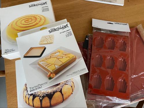 Set van 6 Silikomart bakvormen, Hobby en Vrije tijd, Taarten en Cupcakes maken, Zo goed als nieuw, Ophalen of Verzenden