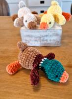 Eend liggend amigurumi/gehaakt traditioneel, Kinderen en Baby's, Kraamcadeaus en Geboorteborden, Ophalen of Verzenden, Nieuw, Kraamcadeau