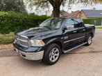 DODGE RAM 1500 Laramie 5.7 V8 ESSENCE LPG Prins 200l Pano, Autos, Dodge, Cuir, Achat, 5654 cm³, Carnet d'entretien