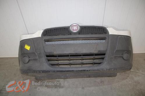Voorbumper van een Fiat Doblo (WIT), Auto-onderdelen, Carrosserie, Bumper, Fiat, Gebruikt, 3 maanden garantie, Ophalen of Verzenden