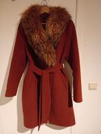 manteau de laine avec fourrure naturelle.taille M