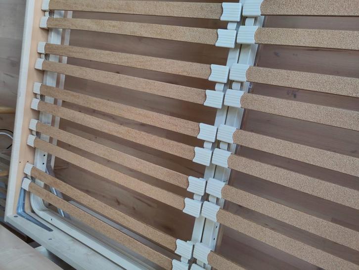 2 sommiers en lattes en bois et liège de très bonne qualité, Huis en Inrichting, Slaapkamer | Bedden, Zo goed als nieuw, Twijfelaar