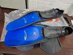 2 paar zwemvliezen, Watersport en Boten, Duiken, Ophalen of Verzenden, Zo goed als nieuw