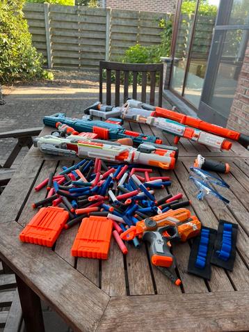Nerf geweren en toebehoren beschikbaar voor biedingen