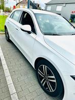 Mercedes a klasse 180, Auto's, Wit, Emergency brake assist, Handgeschakeld, 5 deurs
