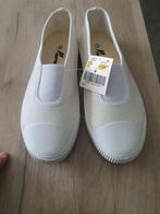 Shoes Gymsandalen - maat 33 - nieuw - wit, Sport en Fitness, Turnen, Ophalen, Nieuw, Wit, Turnschoenen