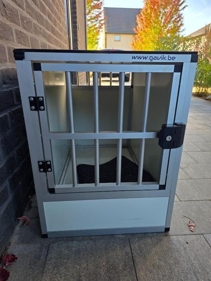 Hondenbench AUTO, Dieren en Toebehoren, Hondenbenches, Zo goed als nieuw, Ophalen