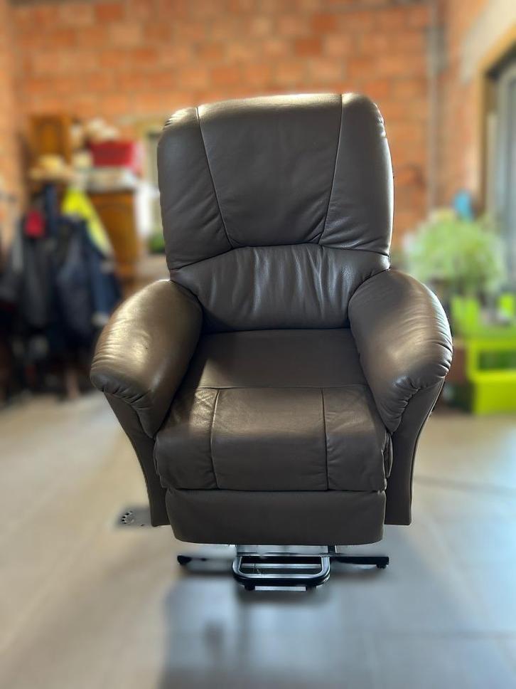 Liftzetel/ sta op zetel, Huis en Inrichting, Zetels | Zetels, Gebruikt, Eenpersoons, Ophalen