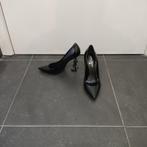 yves saint laurent pumps 38.5, Kleding | Dames, Schoenen, Pumps, Zwart, Ophalen of Verzenden, Zo goed als nieuw