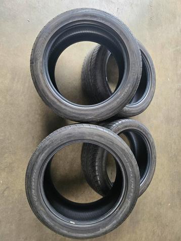 Set van 4 banden 275 45 20 in top conditie  beschikbaar voor biedingen