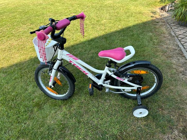 Trek Precaliber vélo 16 pouces pour fille, Vélos & Vélomoteurs, Vélos | Filles, Utilisé, 16 pouces, Frein à main, Enlèvement