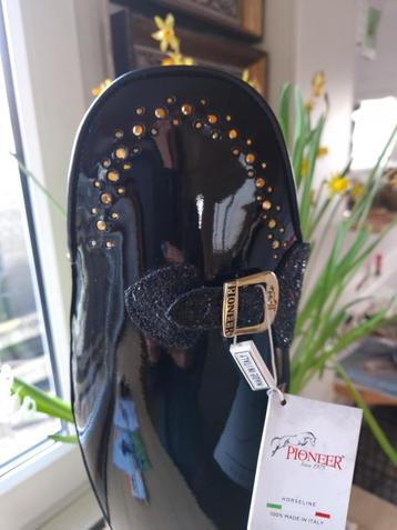 Dressuurbotten full custom maat 39 small beschikbaar voor biedingen