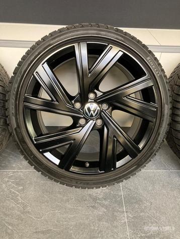 18” originele Volkswagen Golf 8 Bergamo velgen winterbanden  beschikbaar voor biedingen