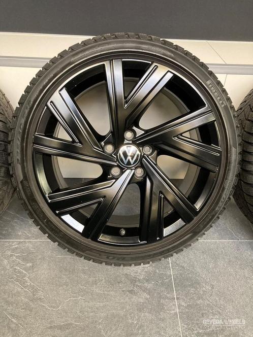 18” originele Volkswagen Golf 8 Bergamo velgen winterbanden, Auto-onderdelen, Banden en Velgen, Banden en Velgen, Winterbanden