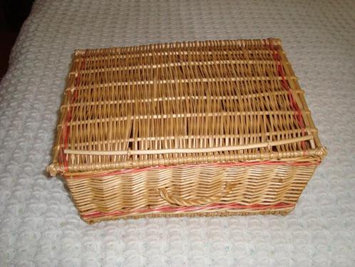 Rieten mand, Huis en Inrichting, Woonaccessoires | Schalen en Manden, Zo goed als nieuw, Mand, Ophalen of Verzenden