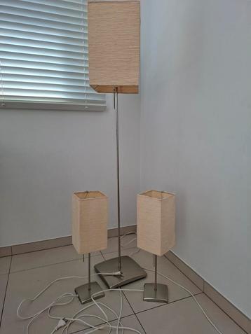 Staande lamp + 2 nachtlampjes (alle lampen inclusief!) beschikbaar voor biedingen
