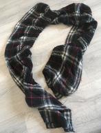 wintersjaal, Ophalen of Verzenden, Zo goed als nieuw, Sjaal