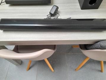 Nieuwe soundbar met box en afstandsbediening  beschikbaar voor biedingen