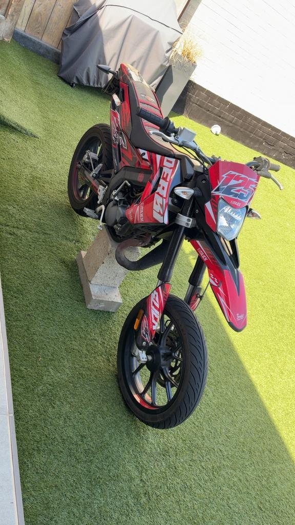 Derbi senda 50, Fietsen en Brommers, Brommers | Derbi, Zo goed als nieuw, Klasse B (45 km/u), Ophalen