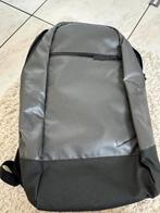 Sac a dos nike, Enlèvement ou Envoi, Comme neuf