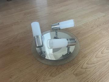 Mooie nieuwe plafondlamp  beschikbaar voor biedingen