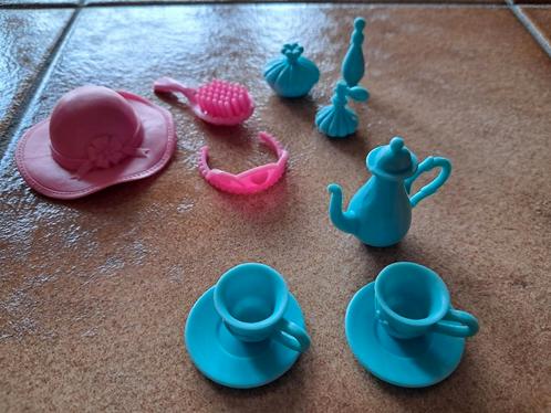 Barbie Mystery Island serviesgoed en schoonheidsset, Kinderen en Baby's, Speelgoed | Poppen, Zo goed als nieuw, Barbie, Ophalen of Verzenden