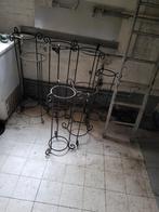 Ijzer planten houder, Ophalen