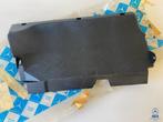 NOS onderpaneel dashboard rechts voor Mercedes-Benz W123, Auto-onderdelen, Dashboard en Schakelaars, Ophalen of Verzenden, Nieuw