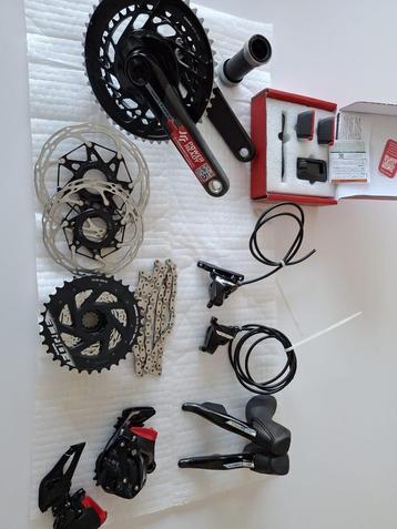 !! Nieuwe Sram Force eTap AXS 2x12 Disc groepset !! beschikbaar voor biedingen