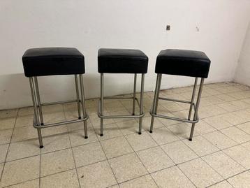 Set van 3 Barkrukken beschikbaar voor biedingen