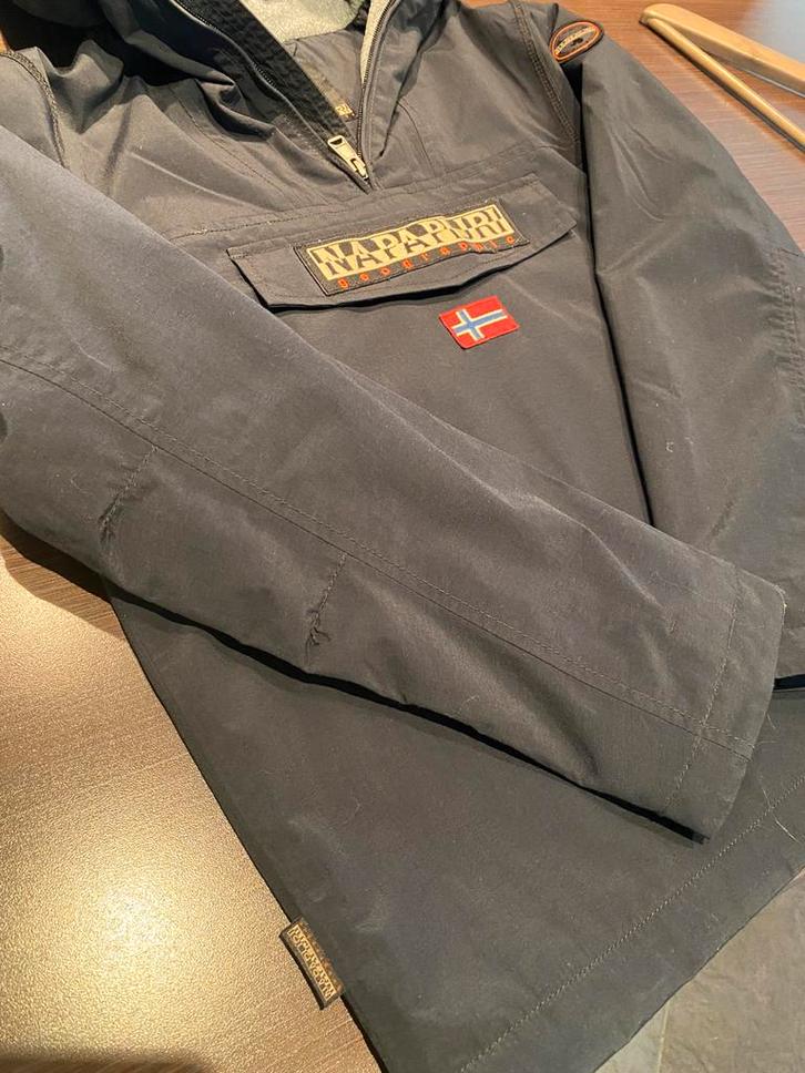 junior Rainforest Napapijri maat 152/12jaar, Kleding | Dames, Jassen | Winter, Zo goed als nieuw, Ophalen of Verzenden