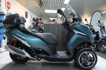 Peugeot Metropolis SW400 bj.2024 en 275km met 1 j garantie beschikbaar voor biedingen