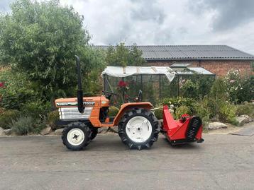 MINITRACTOR KUBOTA 20PK MET NIEUWE KLEPELMAAIER beschikbaar voor biedingen