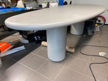 Mortex eettafel - "kei" vorm - grijs - 260 cm beschikbaar voor biedingen