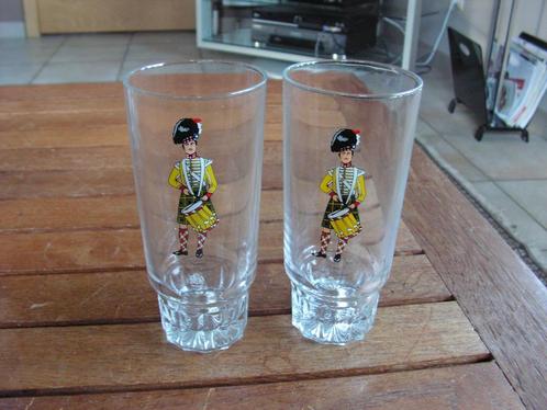 Lot van 2 glazen met afbeelding “drummer 92nd regiment 1808”, Verzamelen, Glas en Drinkglazen, Zo goed als nieuw, Overige typen