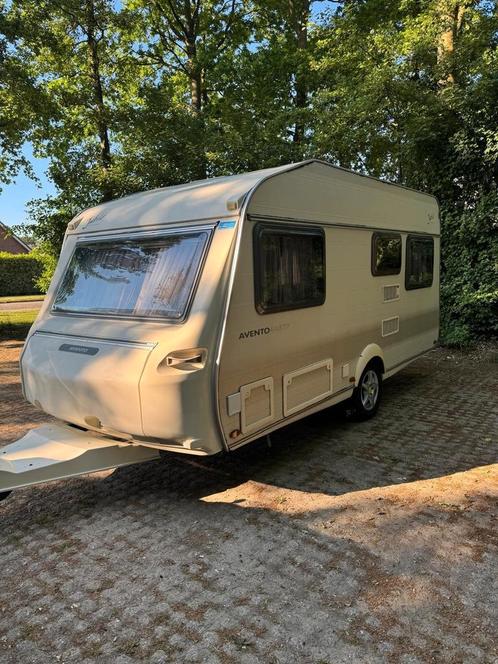 Avento jubilé 455 eerste gebr2005  tent  perfecte staat!!!, Caravans en Kamperen, Caravans, Particulier, tot en met 4, Standaardzit
