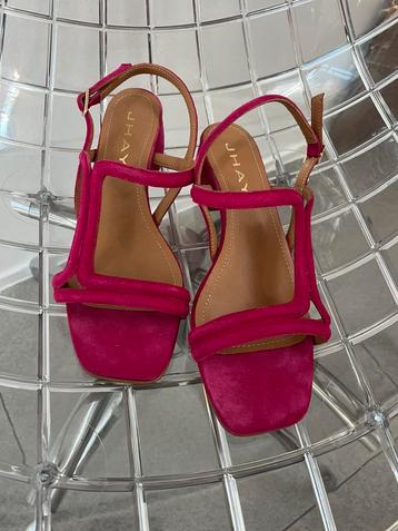 Jhay fuchsia suede sandaal op blokhak MT 40 beschikbaar voor biedingen
