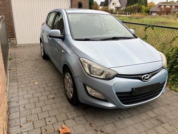 Hyundai i20 1.2 Benzine 5 Deurs Airco…! beschikbaar voor biedingen