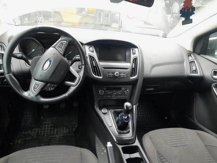 RADIO Ford Focus 3 Wagon (01-2010/05-2018), Auto-onderdelen, Overige Auto-onderdelen, Ford, Gebruikt