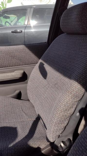 Ford Fiesta 1.1 L oldtimer beschikbaar voor biedingen