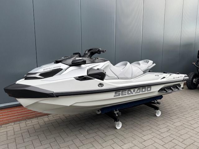 2025 Seadoo GTX 325 LIMITED touchscreen op voorraad!, Watersport en Boten, Jetski's en Waterscooters, Nieuw, 200 pk of meer, Benzine