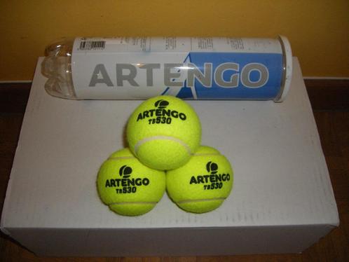 Tube de 4 balles de tennis "ARTENGO" (Training TB 530)., Sports & Fitness, Tennis, Neuf, Balles, Enlèvement ou Envoi