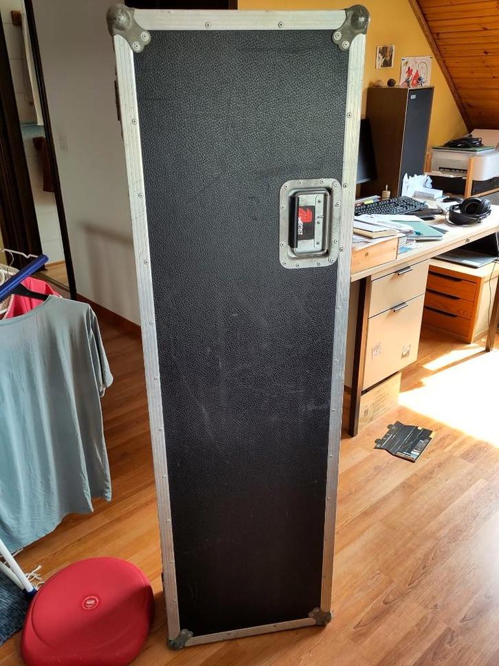Flightcase pour piano / clavier 88 notes, Musique & Instruments, Boîtiers & Valises, Utilisé, Clavier ou Synthétiseur, Flight case