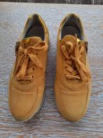 Mooie sneakers GABOR - 5 H, Kleding | Dames, Schoenen, Geel, Gabor, Ophalen of Verzenden, Zo goed als nieuw