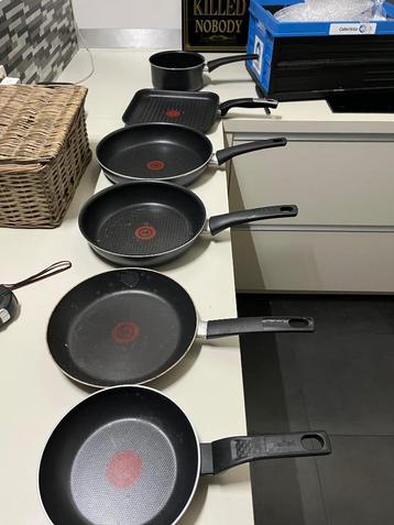 pannen pan tefal 6 euro per stuk  beschikbaar voor biedingen