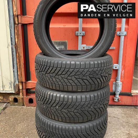 4x Yokohama 215 45 17 winterbanden met 7,5 en 6,5 mm, Auto-onderdelen, Banden en Velgen, Banden en Velgen, Winterbanden, 17 inch