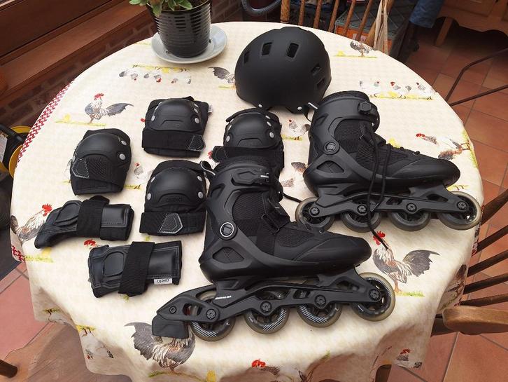 Complete set inline skates & bescherming, als nieuw, Sport en Fitness, Skeelers, Zo goed als nieuw, Inline skates 4 wielen, Overige merken