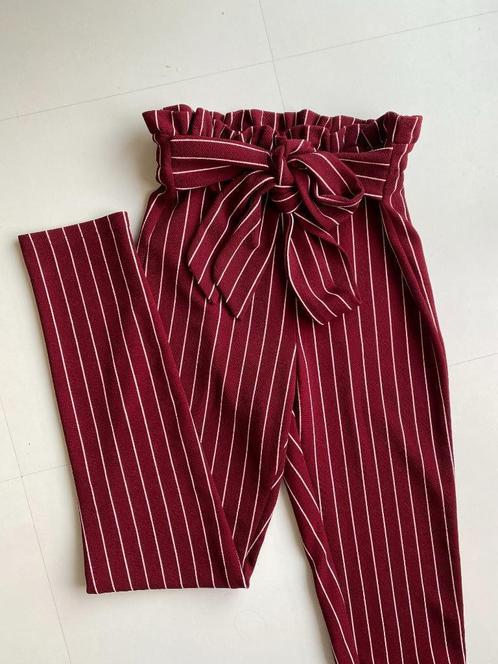Bordeaux gestreepte stretchy broek (one size), Vêtements | Femmes, Culottes & Pantalons, Comme neuf, Taille 36 (S), Rouge, Longs