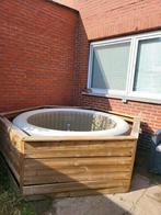 Jaccuzi bubbelbad Intex warmtepomp bubbels met ombouw, Ophalen, Zo goed als nieuw